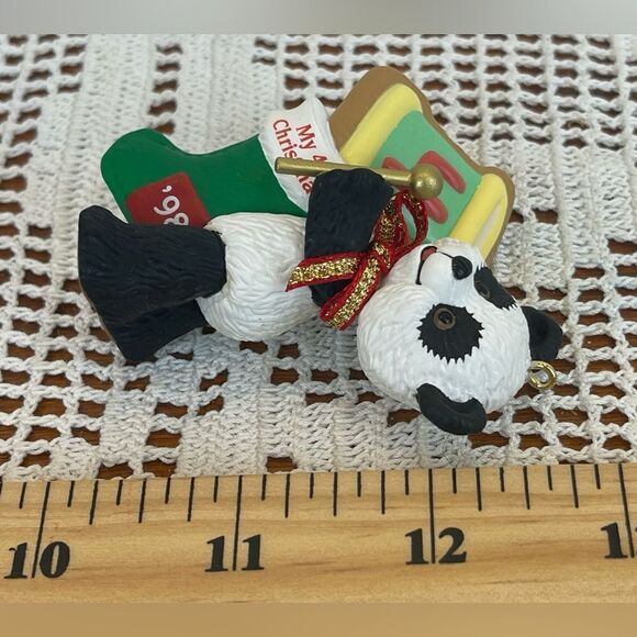 Hallmark Keepsake Child’s Age Collection Fourth Christmas Bear Ornament 1994 - Picture 4 of 10